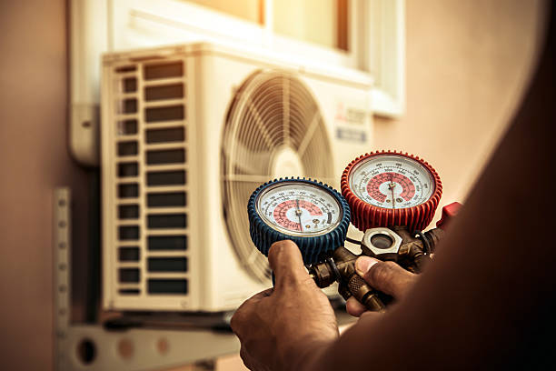 Professional Hvac Maintenance technician working in Tustin, CA